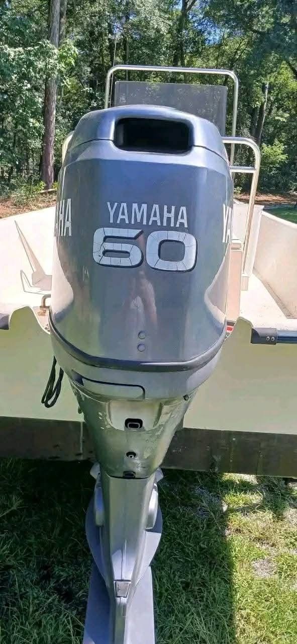 2003 Yamaha 60HP 4-Stroke Outboard Motor for Sale (7) 2003 Yamaha 60HP 4-Stroke Outboard Motor for Sale
