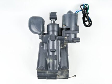 2001 Yamaha 150 HP Outboard Trim Unit