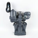 2004 Yamaha 115 HP Outboard Trim Unit