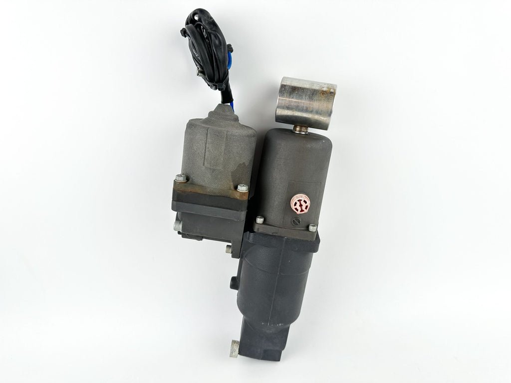 Johnson Suzuki DF 70-115 HP Trim Unit Johnson Suzuki DF 70-115 HP Trim Unit