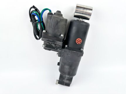 Suzuki DF 70-115 HP Outboard Trim Unit