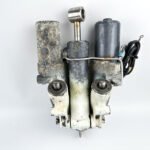 Yamaha 200-300 HP Outboard Trim Tilt Unit